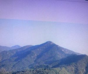 走进五彩山