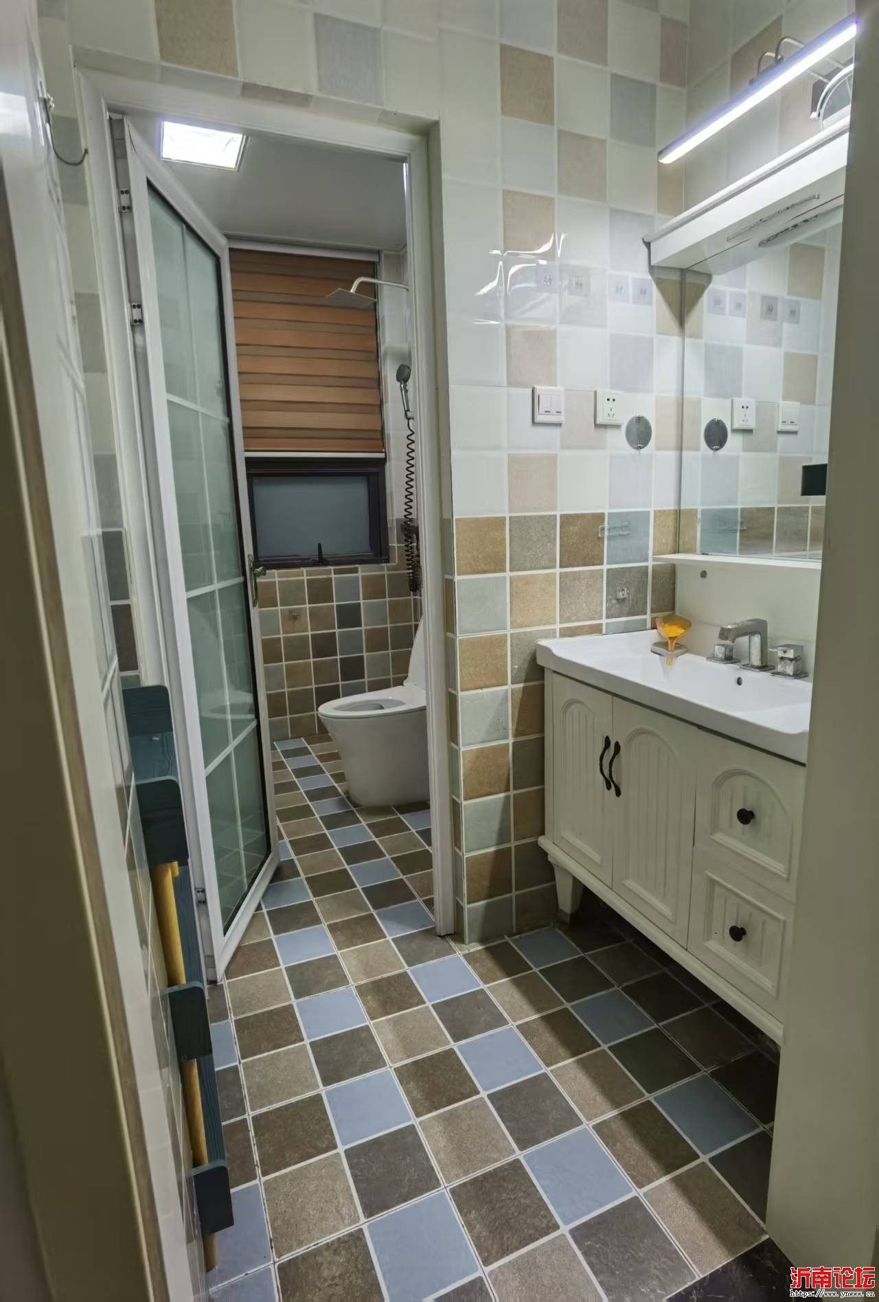 干湿分离卫生间